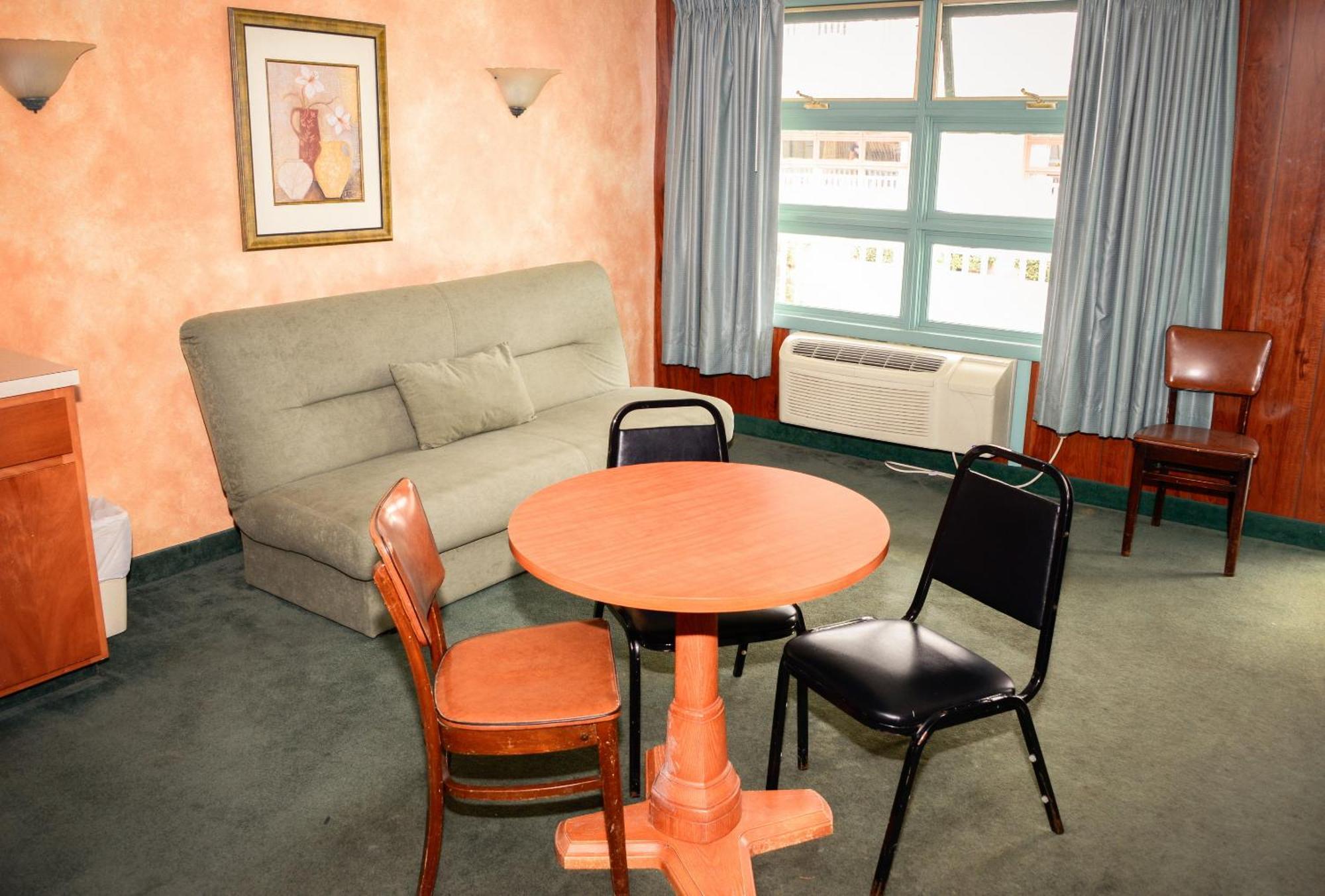 O'Sullivan'S Motel Lake George Room photo